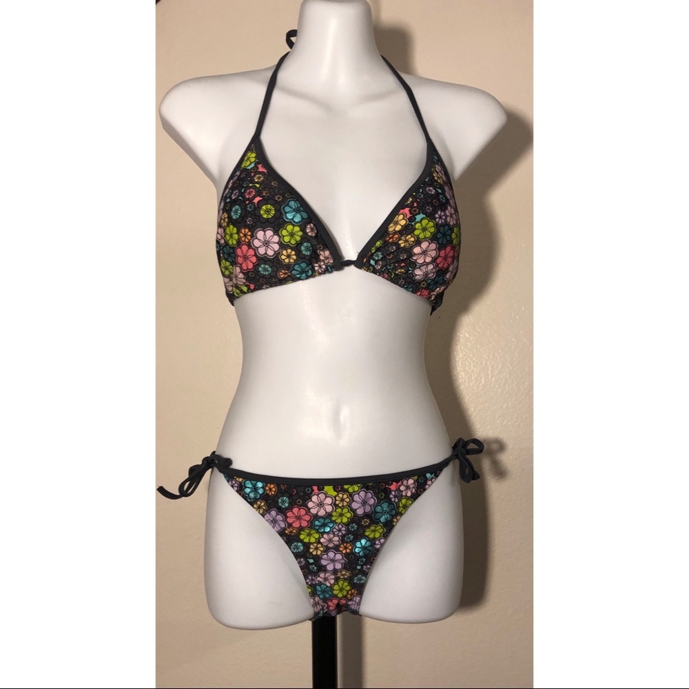 Body glove bikini